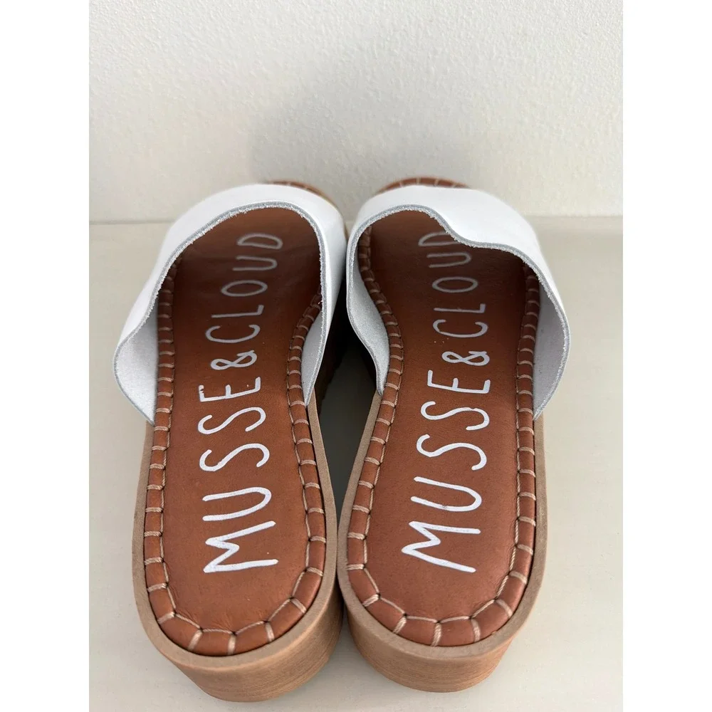 Musse & Cloud White Leather Platform Slide Sandals Women Size 8 NIB
